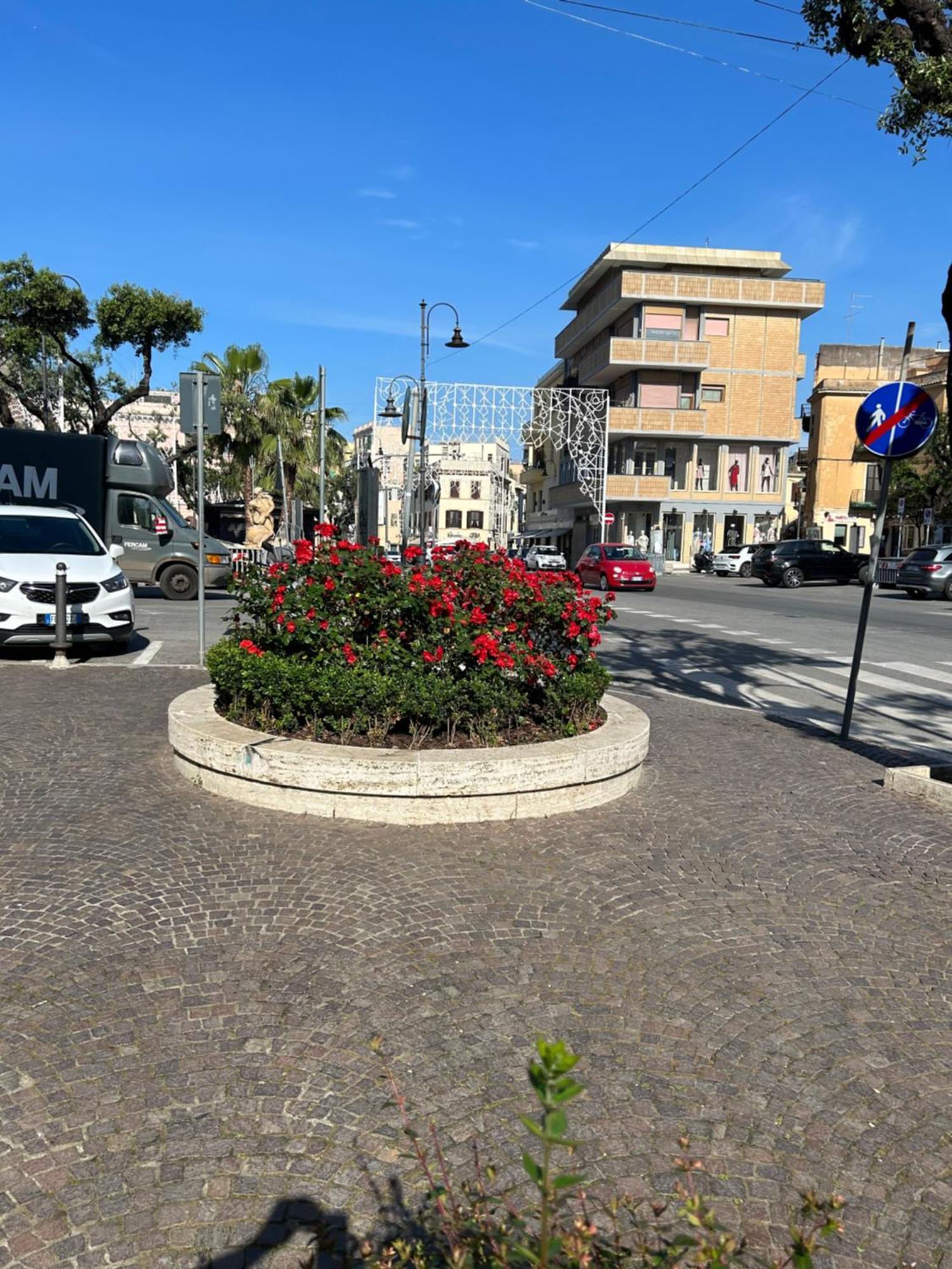 Casa Vacanze Romana 19 Giubileo 2025 Nettuno Buitenkant foto